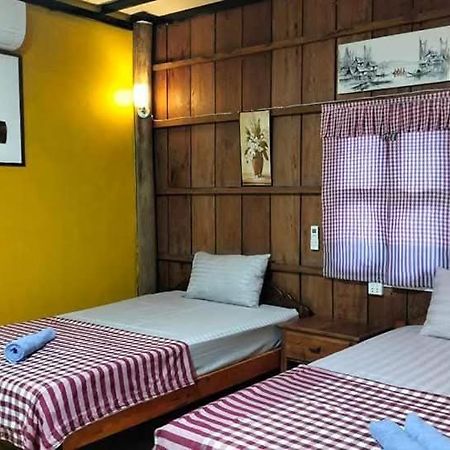 Fish Island Bungalows Кампот Екстериор снимка